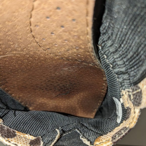 TOMS Gold Polka Dot Classic Canvas Shoes Size W8.5 - Picture 8 of 9